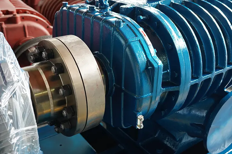 RR-Series-Roots-Blower-&-Vacuum-Pump-–-Versatile,-Durable,-and-Precisely-Engineered-8